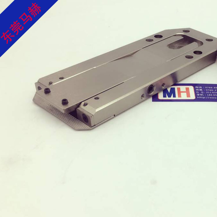 臺勵福數(shù)控沖床夾鉗HP1250沖床夾鉗